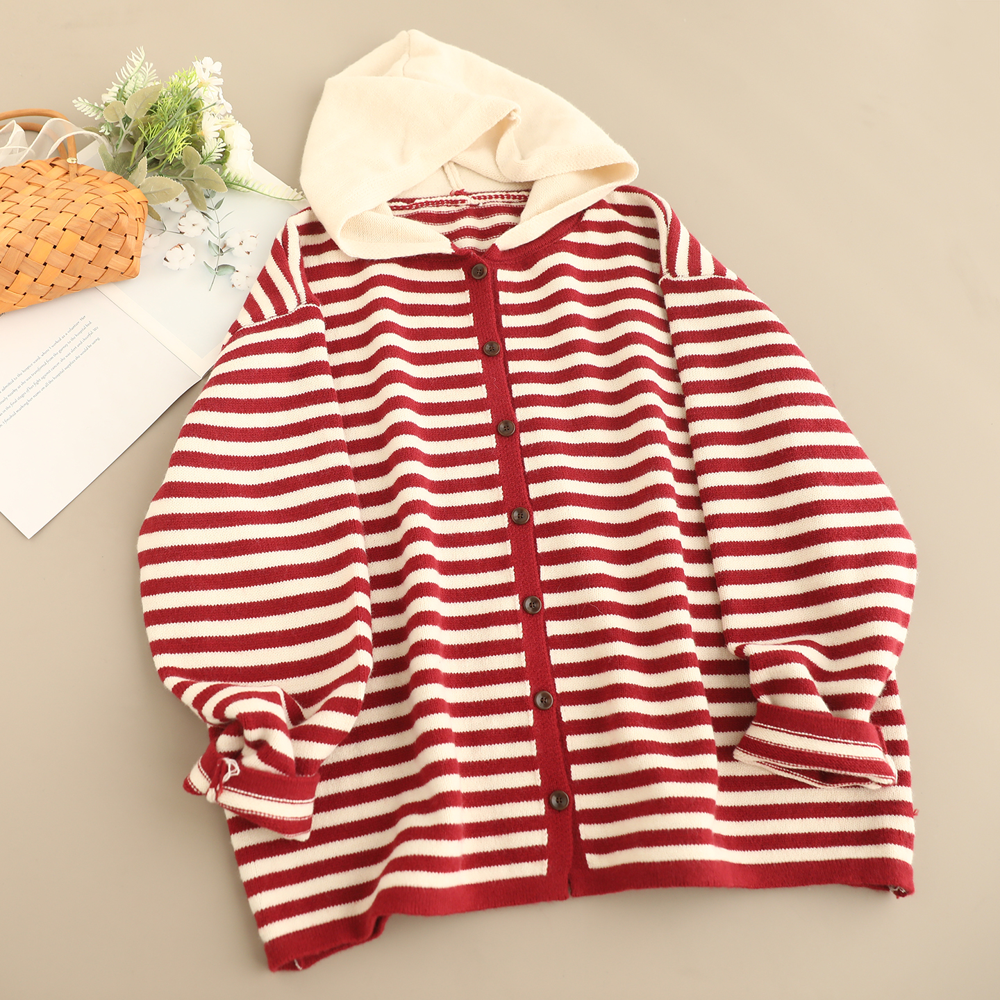 新款撞色连帽条纹毛衣外套上衣