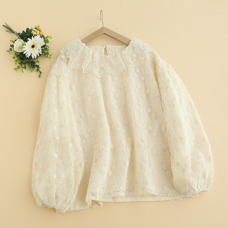 森系新款荷叶花边领长袖蕾丝衫女宽松纯色泡泡袖绣花娃娃衫上衣潮