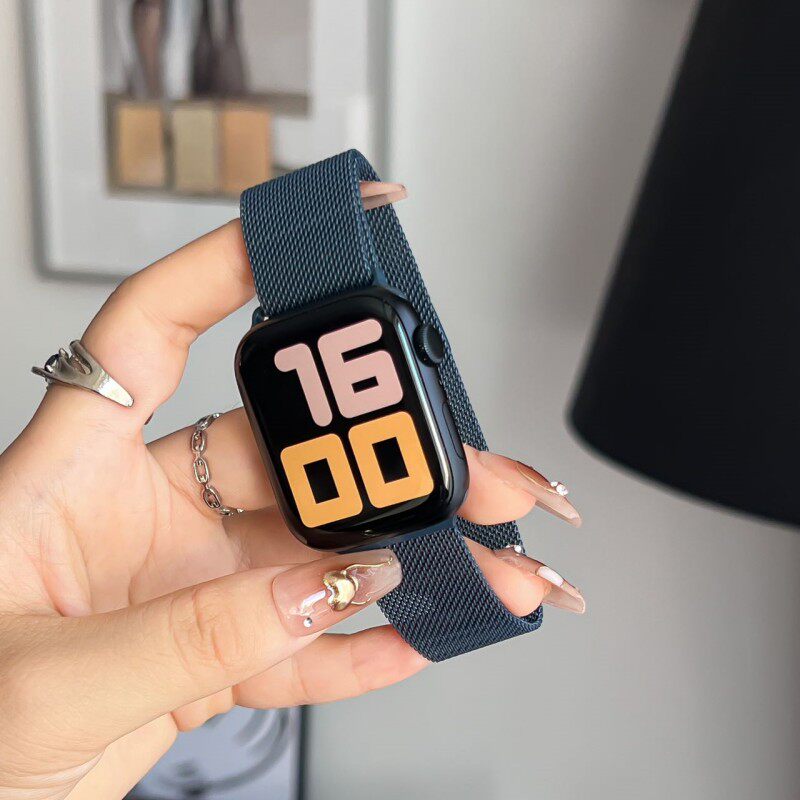 适用iwatchS7/8表带applewatch苹果手表6代se金属米兰尼斯磁吸表带透气45mm高级41运动44男女新款40夏天ultra属于什么档次？
