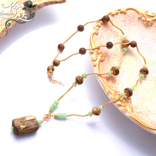 新中式 复古风沉香项链女木质绿玉石多层链条百搭饰品