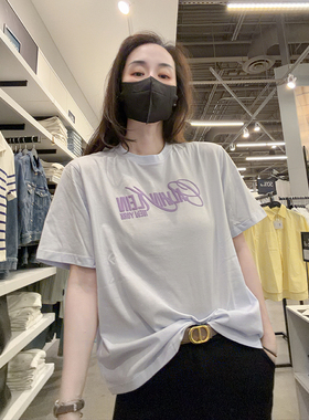 CK Calvin Klein女士新款圆领纯棉舒适休闲印花短袖T恤CW624