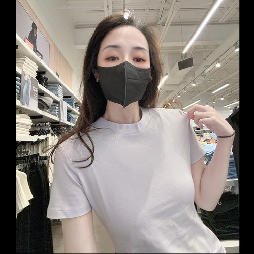 CalvinKlein女士圆领短袖T恤