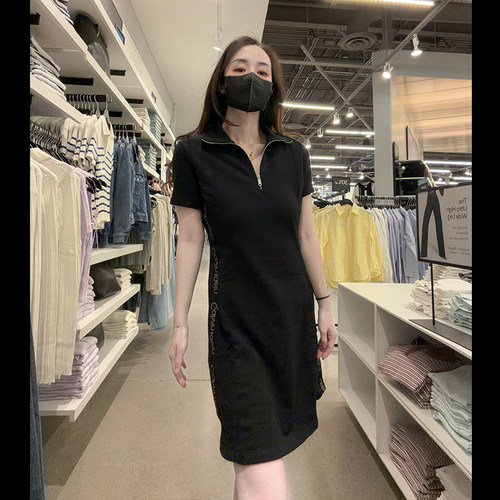 CK女士翻领短袖修身连衣裙