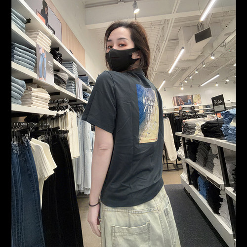 CalvinKlein女士圆领短袖T恤