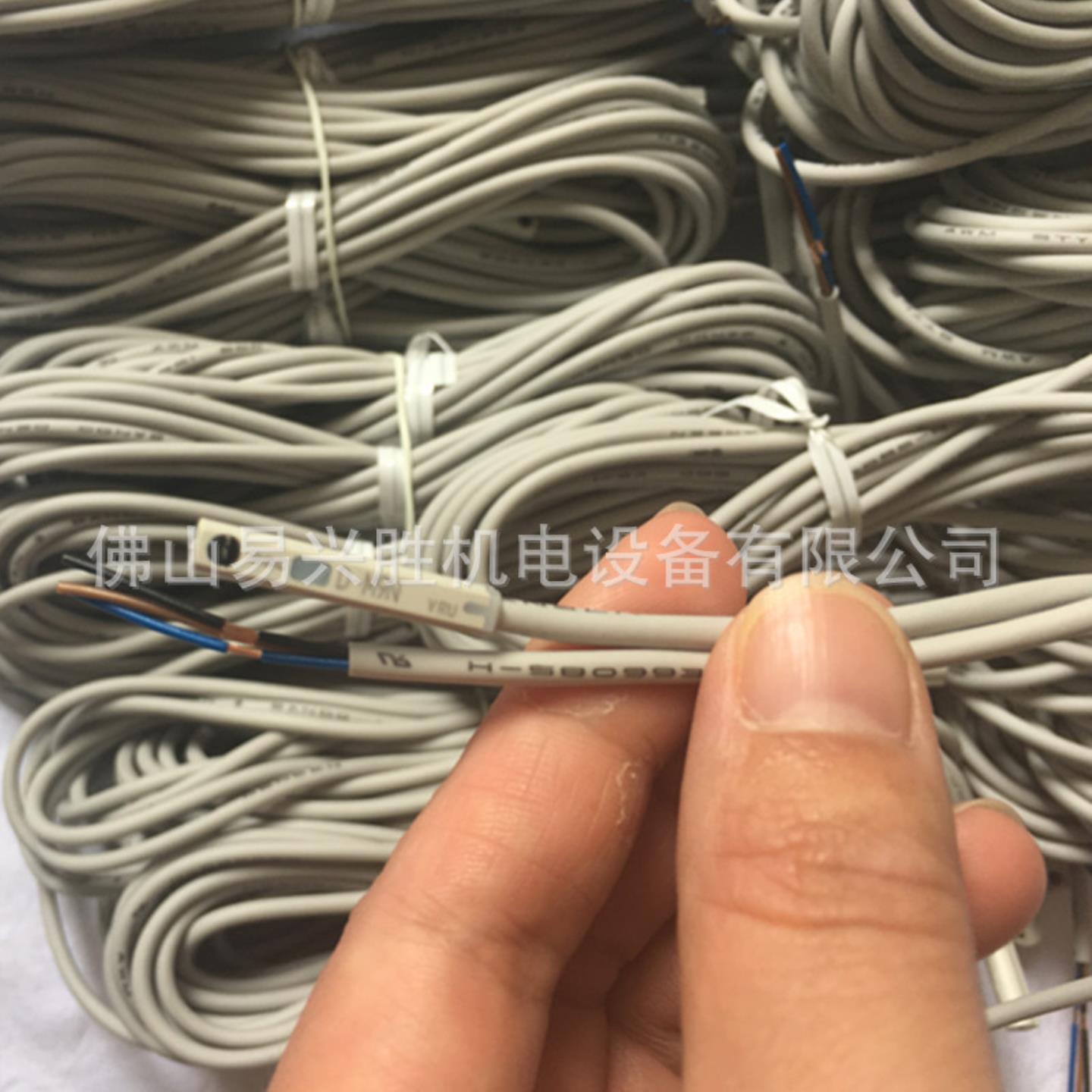 现货原装SMC磁性开关D-M9NL 3线式无触点气缸传感器