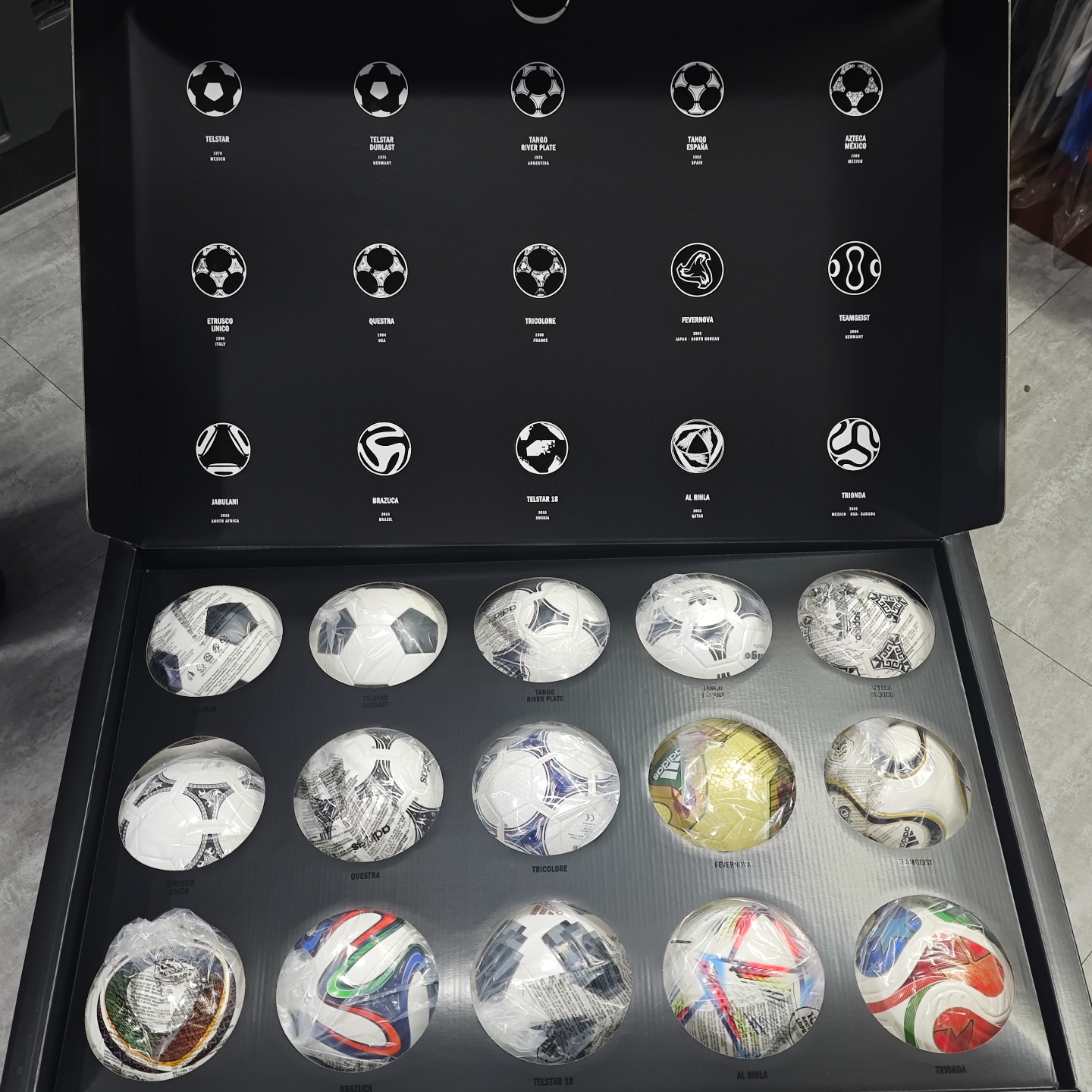 AdidasHISTBALL2025足球