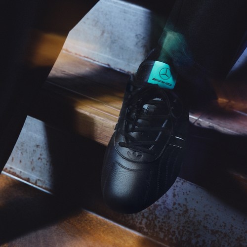 阿迪达斯梅赛德斯AMG薄底赛车鞋