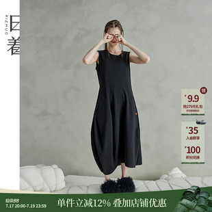日着趣针织无袖连衣裙2026秋季新款女装宽松显瘦休闲O型黑色裙子