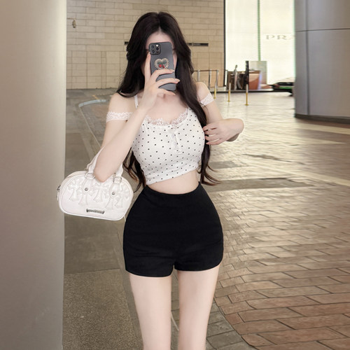 丰胯 Chill巧儿慵懒百搭肌理感短款休闲裤收腰显瘦短裤女