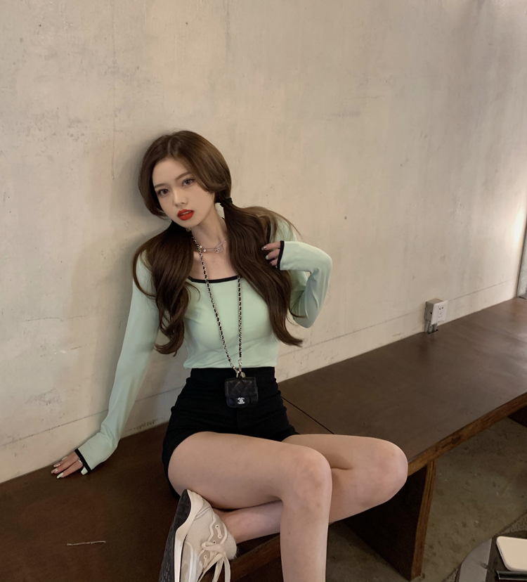 Real price ~ Korean version of early spring style slim, contrast edge with long sleeve square collar T 2 color