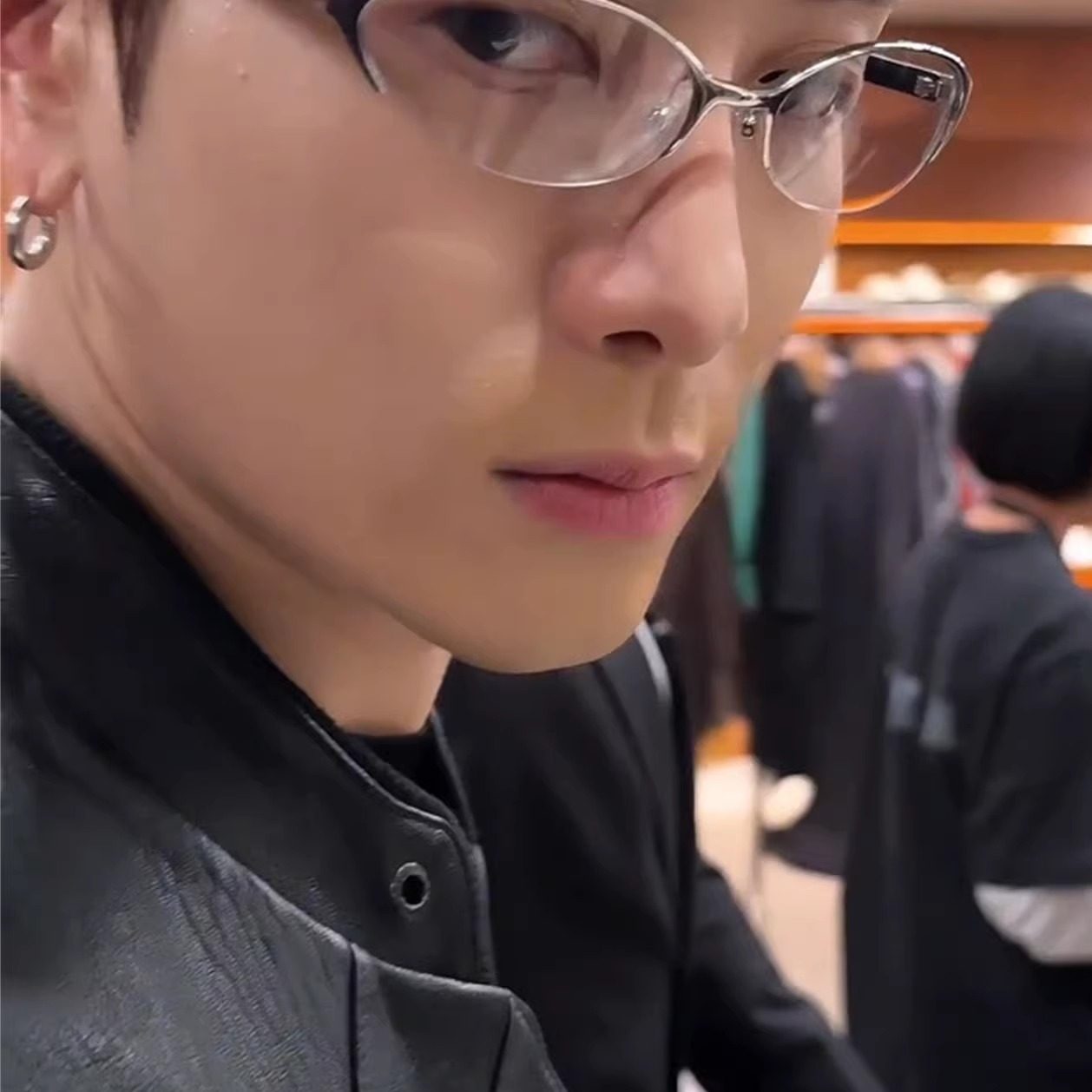 王嘉尔同款银色半框猫眼眼镜科技未来感金属框韩女潮男y2k近视镜,ZIPPO/瑞士军刀/眼镜,定制成品光学镜,淘宝优惠券,粉丝福利购,淘宝优惠卷