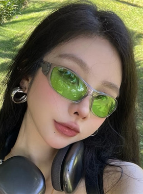 欧美多巴胺户外眼镜绿色拍照造型