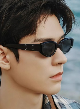 张凌赫龚俊同款黑框猫眼眼镜小脸