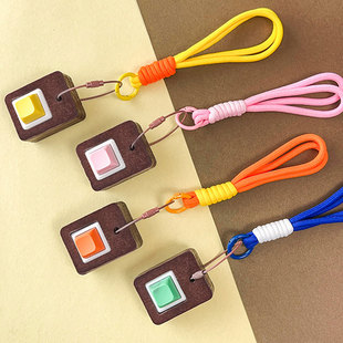 解压玩具按键挂件儿童仿真木质键盘网红减压按按乐创意发泄钥匙扣