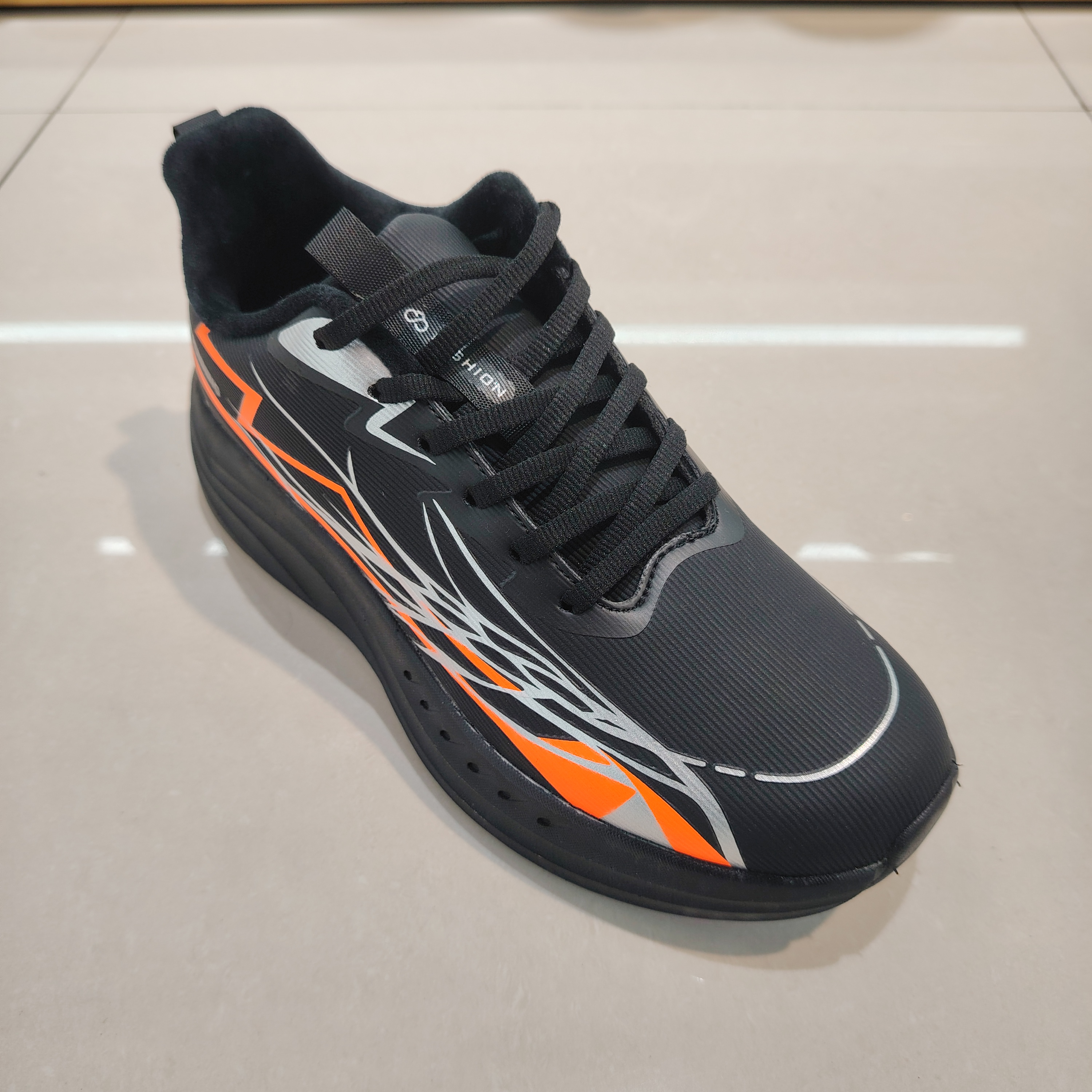 2025年冬季休闲鞋63107加绒系带EVA超轻防滑厚底时尚运动保暖男鞋