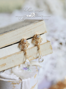 The Nile尼罗冰泉 异域复古超美晶莹白水晶水滴镂空雕花925银耳钉