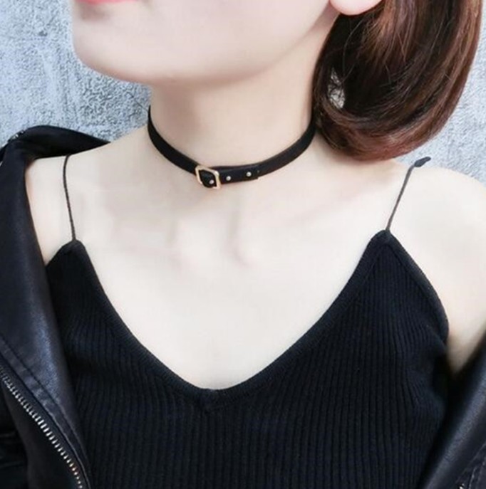 黑色choker项圈女颈带脖链饰品项链简约小众脖子锁骨链周冬雨同款