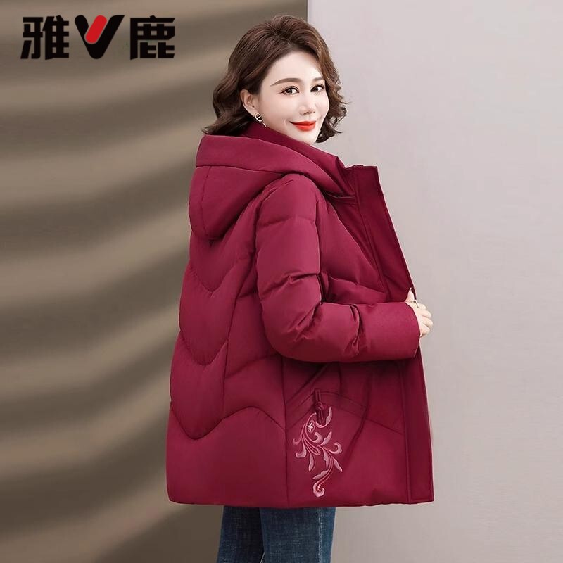 雅鹿中老年妈妈装羽绒服本命年