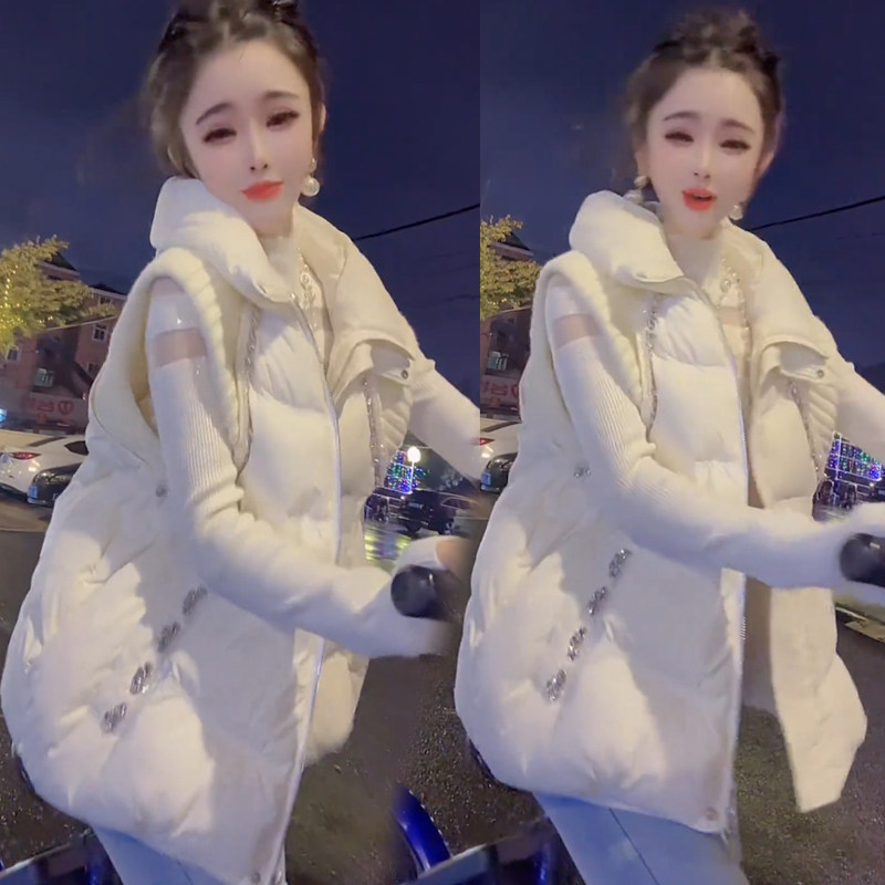 高级感洋气羽绒棉服马甲冬季新款时尚串珠宽松显瘦连帽棉衣外套女