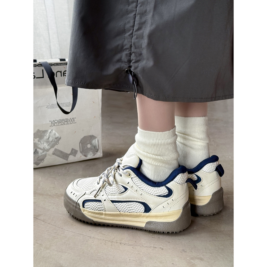 路十三透气网面运动休闲鞋女款厚底学生百搭超火板鞋2025新款鞋子