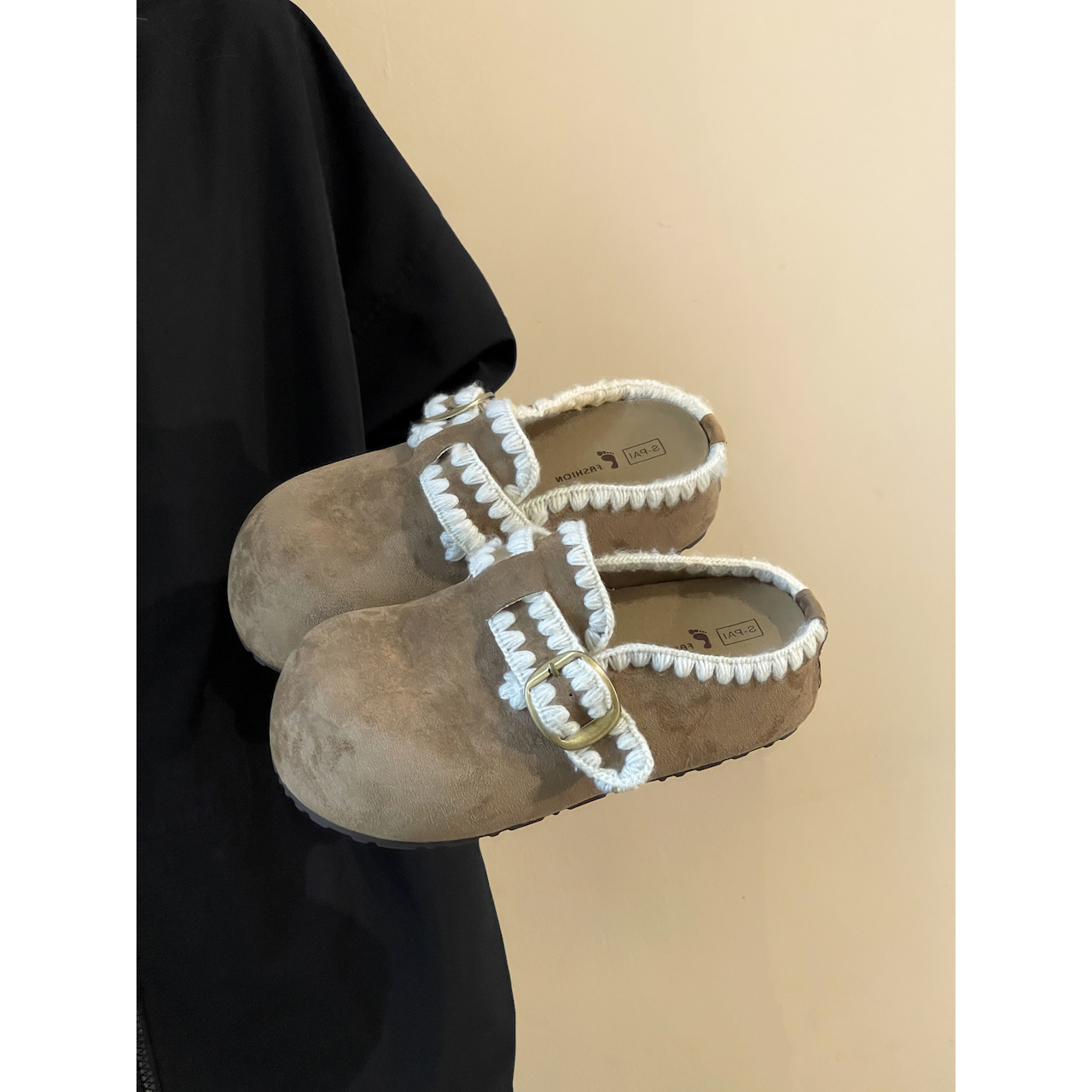 路十三原创半拖女2025秋季懒人一脚蹬外穿拖鞋软底包头外穿勃肯鞋