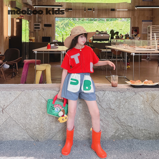 墨宝童装 MoobooKids_朝气橙红显白贴布格纹T恤+贴布字母蓝色短裤