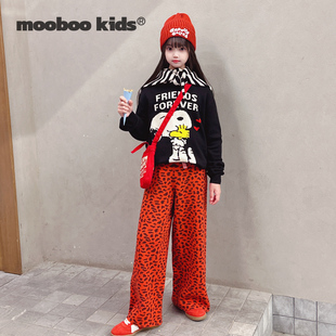 墨宝童装_打底单穿好看时髦Snoopy黑毛衣+红黑豹纹提花针织裤