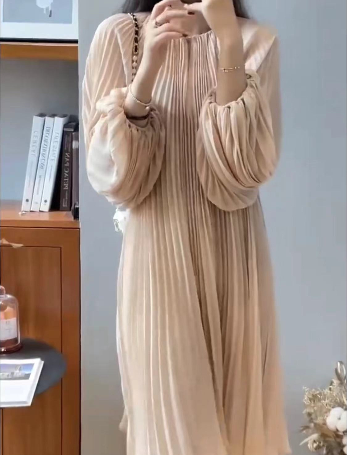 欧洲站欧货2024夏季新款时尚潮款休闲百搭修身连衣裙女 价格私聊