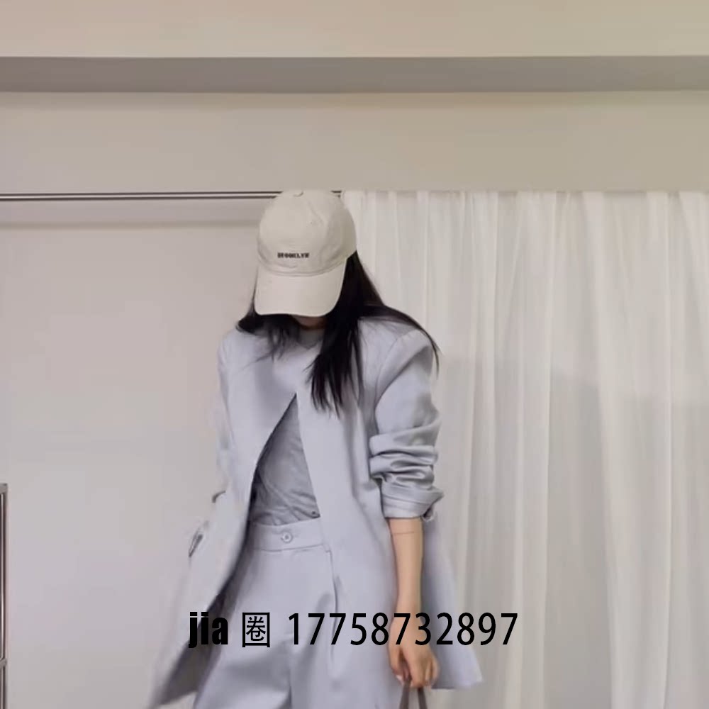 20266早秋新品灰色丝毛中长西装