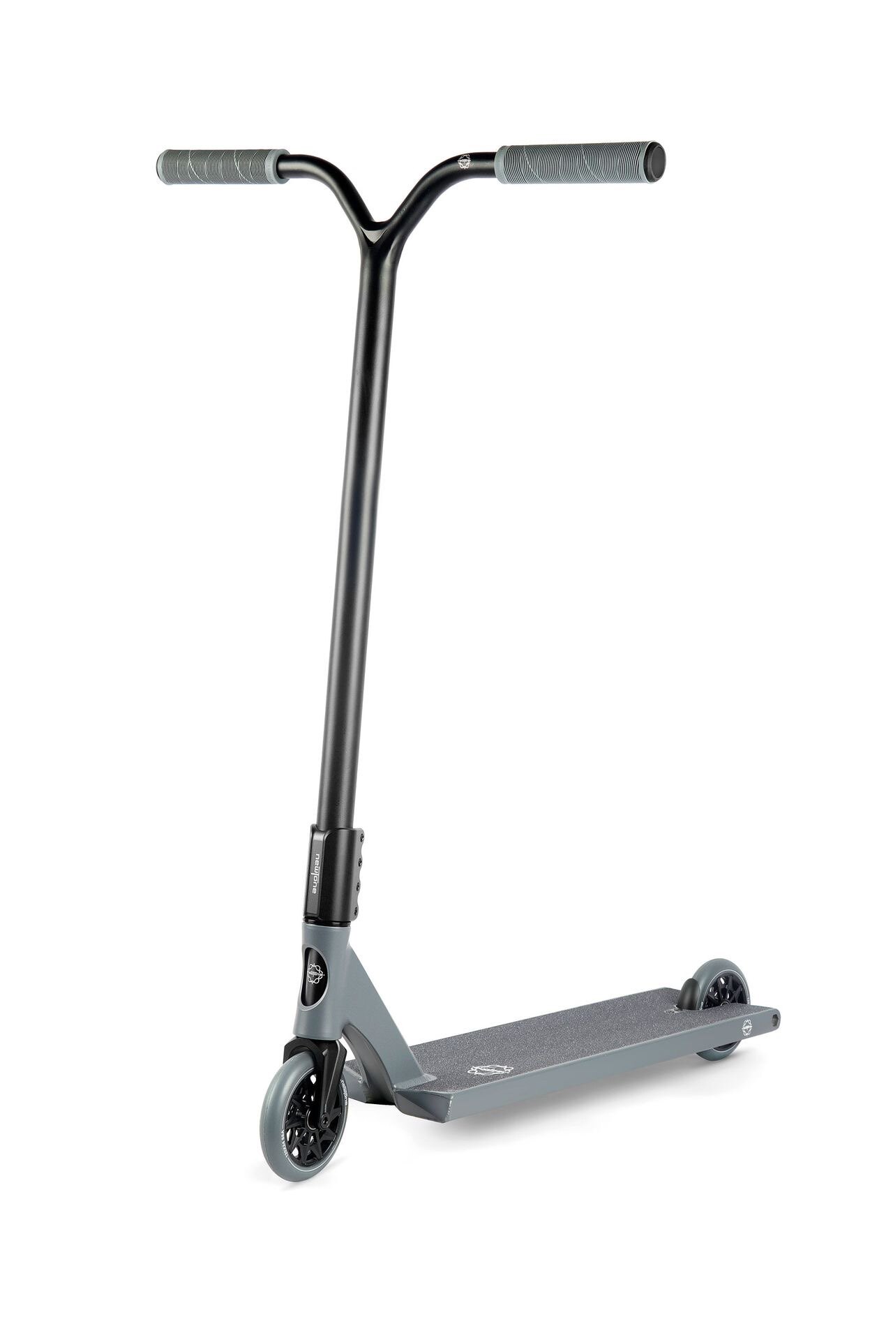 外国品牌16.5CM宽特技滑板车专业极限运动花样式刷街学生校园代步