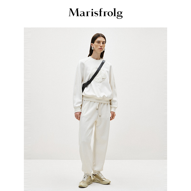 【精简美学】玛丝菲尔春季奶油白圆领套头长袖卫衣女