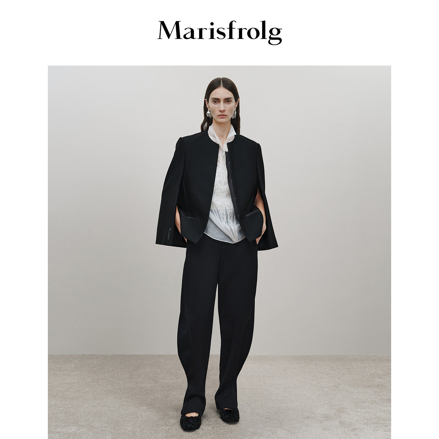 Marisfrolg玛丝菲尔短外套冬款小圆领羊毛混纺保暖西装式斗篷外套