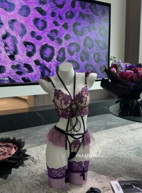 MrsPanda·紫色妖姬·性感蕾丝迷情紫色刺绣内衣三件套蓬蓬裙吊带