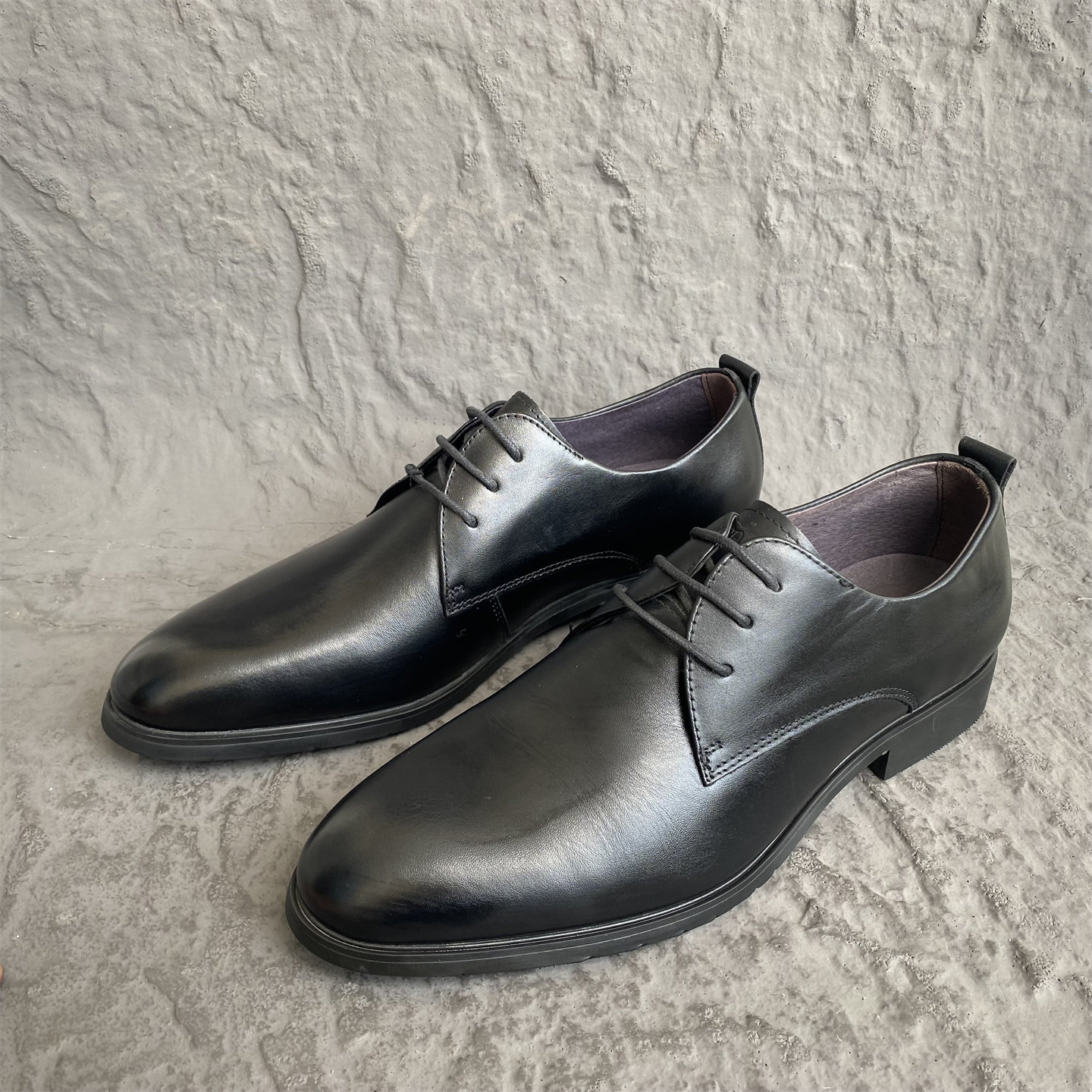 春秋新款公牛正品男鞋英伦风商务休闲系带尖头潮鞋真皮黑色42码