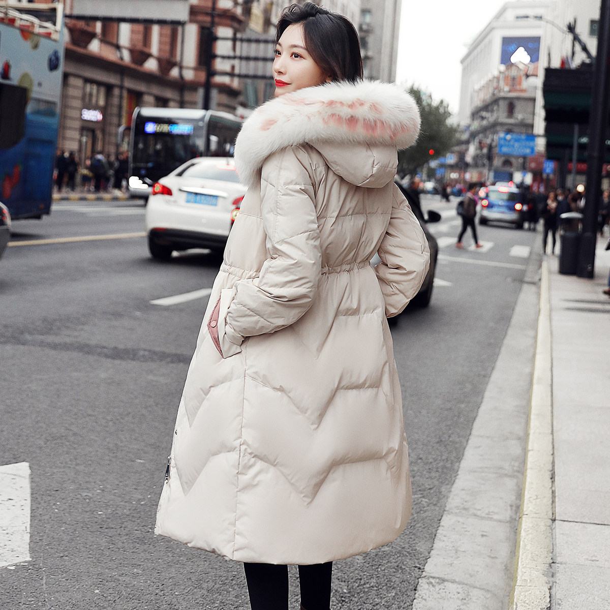 2019冬季新款韩国大毛领羽绒服女中长款收腰时尚加厚过膝显瘦外套在类目 女装/女士精品, 羽绒服中 - 来自Buy2taobao.com提供专业的淘宝代购服务