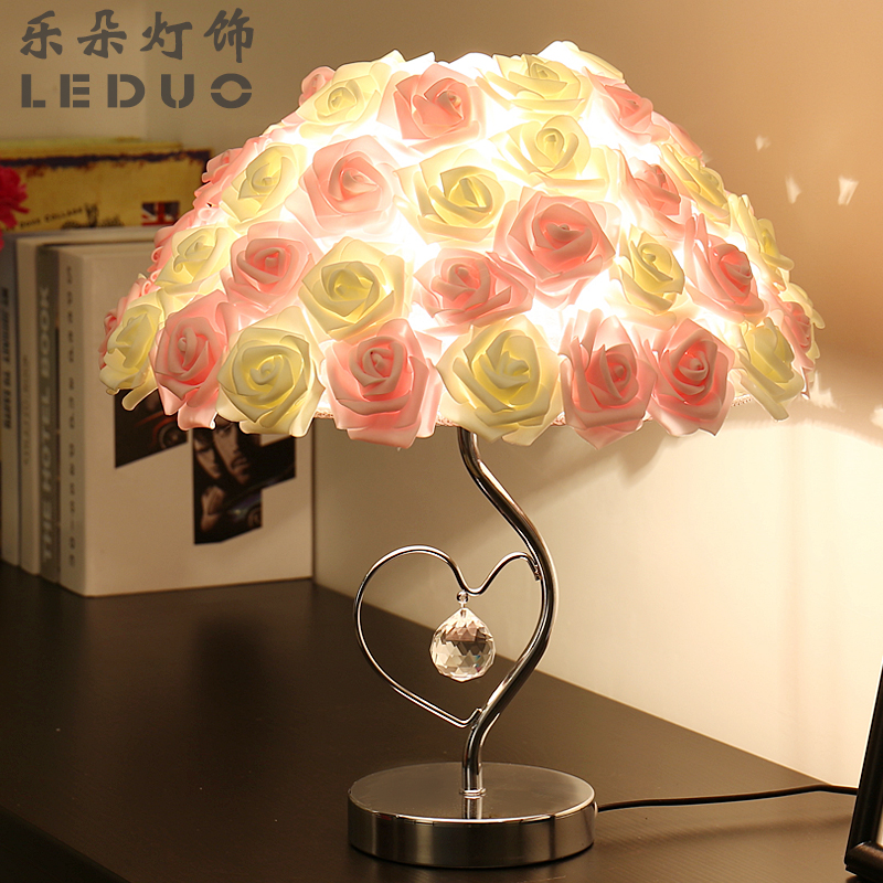 现代简约结婚房卧室台灯欧式公主新婚庆浪漫温馨装饰床头灯创意|ruв категории награду материалов, огни освещения, настольная лампа, декоративная настольная лампа - от Buy2taobao.com для оказания профессиональной услуги покупки агента Taobao
