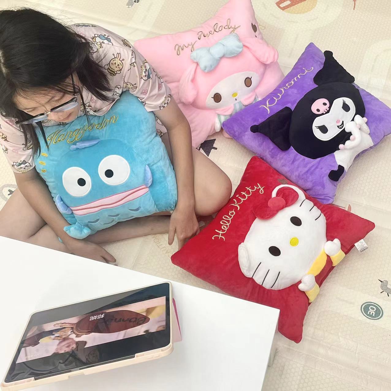 可爱卡通动漫小恶魔美乐蒂系列立体二合一抱枕腰靠毯子包