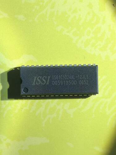 IS61C1024AL-12JLI SOJ32 原装现货 IS61C1024AL-12JLI