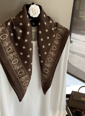 秋冬气质高级感咖啡小花70方巾简约丝巾女春秋搭配衬衫领巾小围巾