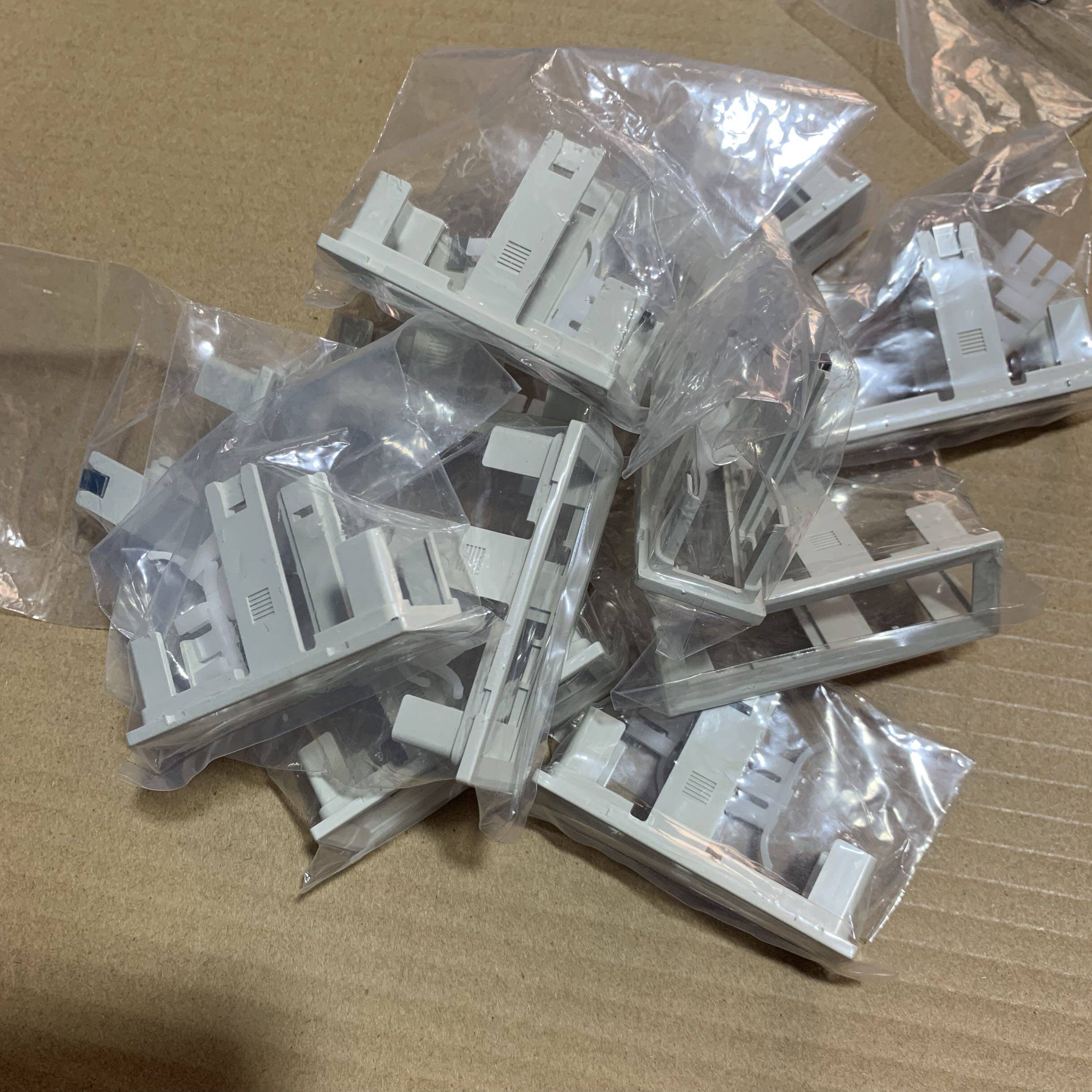 SMC流量计PFM系列面板安装支架ZS-33-J,ZS-33-JS 全新原装图片