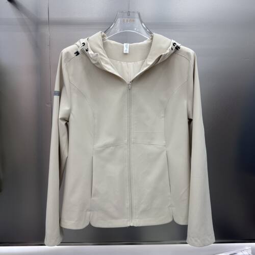 33  2025新款春季女装时尚妈妈装连帽长袖宽松休闲冲锋衣百搭外套