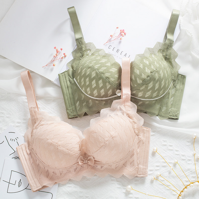 乳胶内衣女夏小胸聚拢无钢圈收副乳上托防下垂舒适显大文胸罩套装