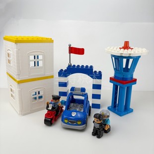 大颗粒积木配件散件警察局警车摩托车小偷坏人囚犯红旗建筑灯塔