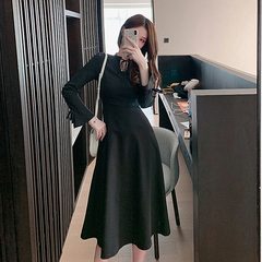 2021 spring new Korean French retro temperament small black dress with thin waist and long sleeve dress in autumn and winter