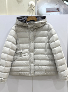 286080欧洲站2025冬新款时尚撞色连帽休闲减龄短装轻便羽绒服外套