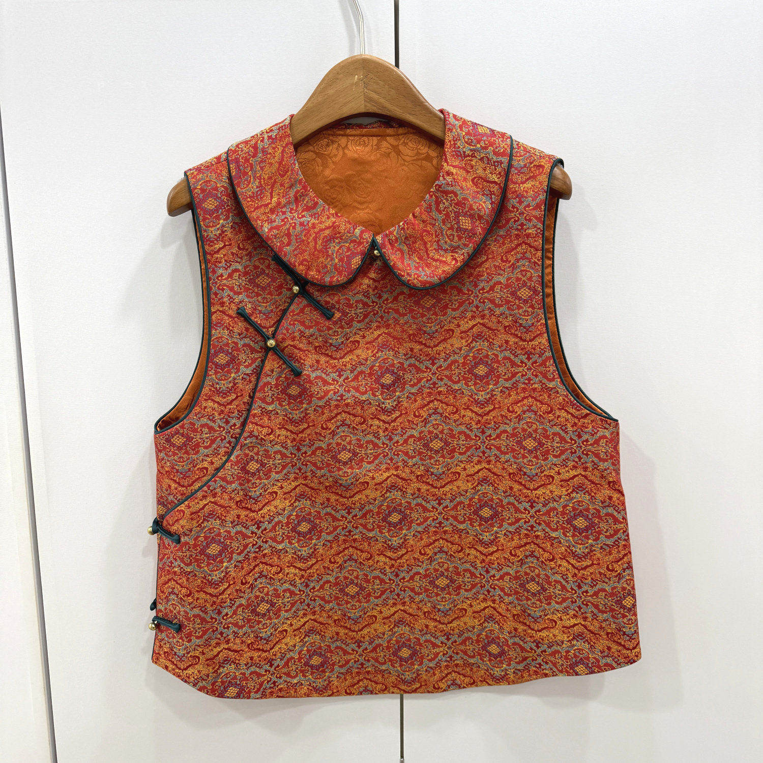 26675欧洲站26春新款斜门禁盘扣娃娃领复古提花国风真丝马甲外套,女装/女士精品,上衣,淘宝优惠券,粉丝福利购,淘宝优惠卷