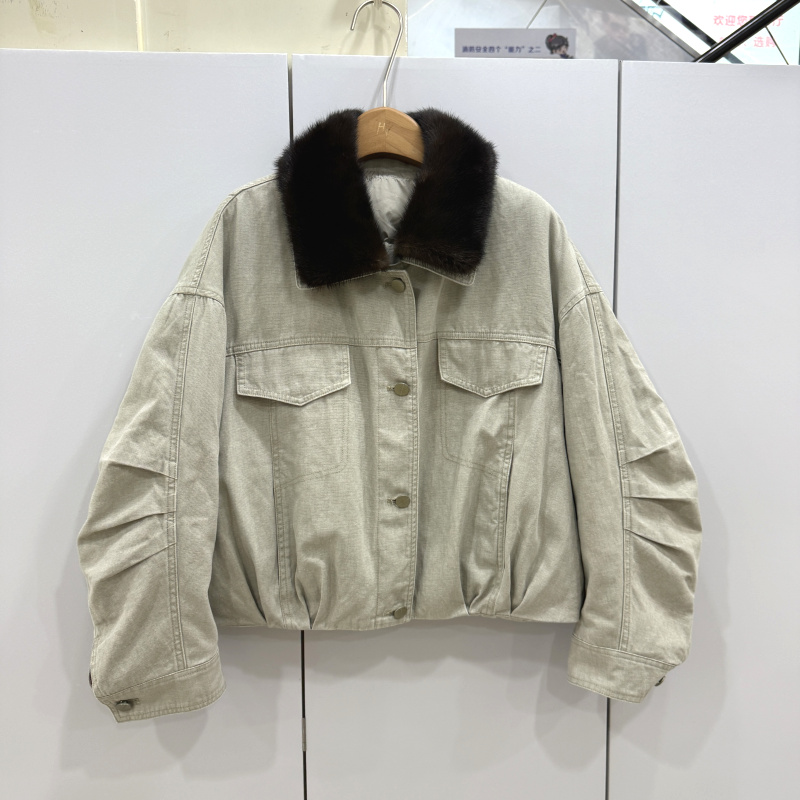 819欧货25秋冬时尚水貂毛领短款牛仔白鹅绒百搭高端羽绒皮草外套