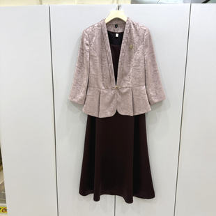 依米莎26A030春2026春半开V领提花西装 中长缎面背心裙两件套 外套