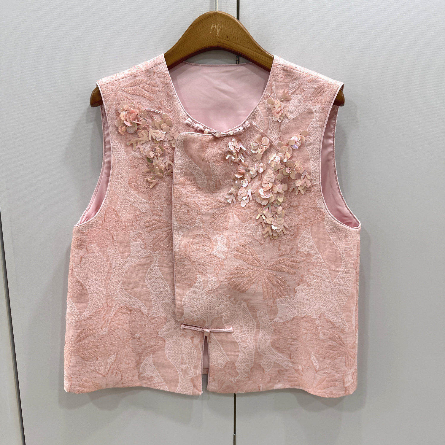 L68882欧洲站2026春新款时尚重工亮片刺绣花人丝提花国风马甲外套