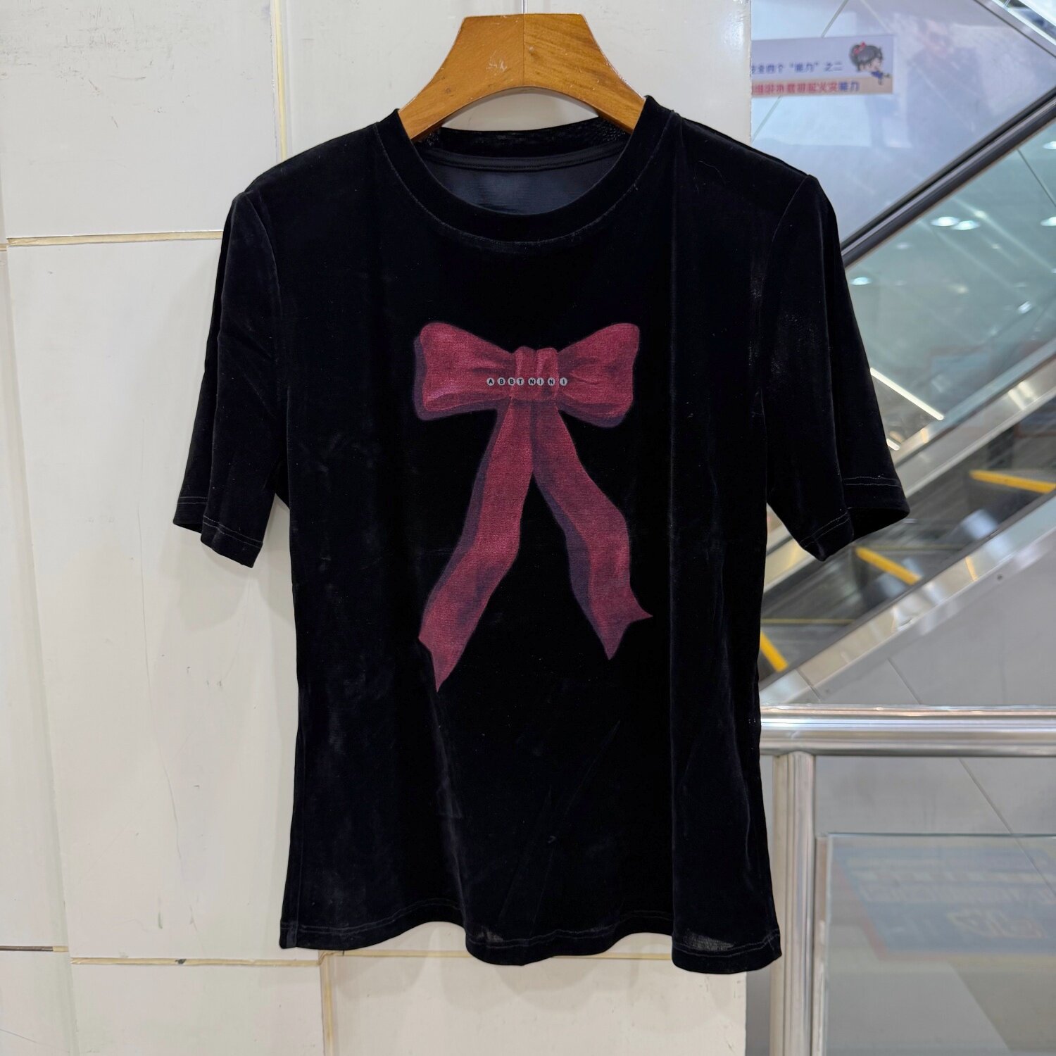 87651欧货撞色蝴蝶结印花短袖T恤女圆领植绒修身显瘦上衣2026早秋